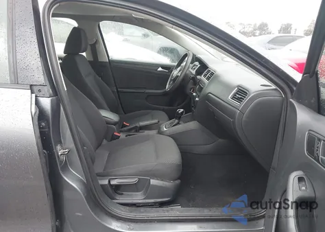 2013 Volkswagen Jetta 2.0L S from USA, damaged, VIN 3VW2K7AJ2DM285335